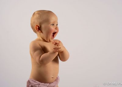 Séance bébé grand sourire